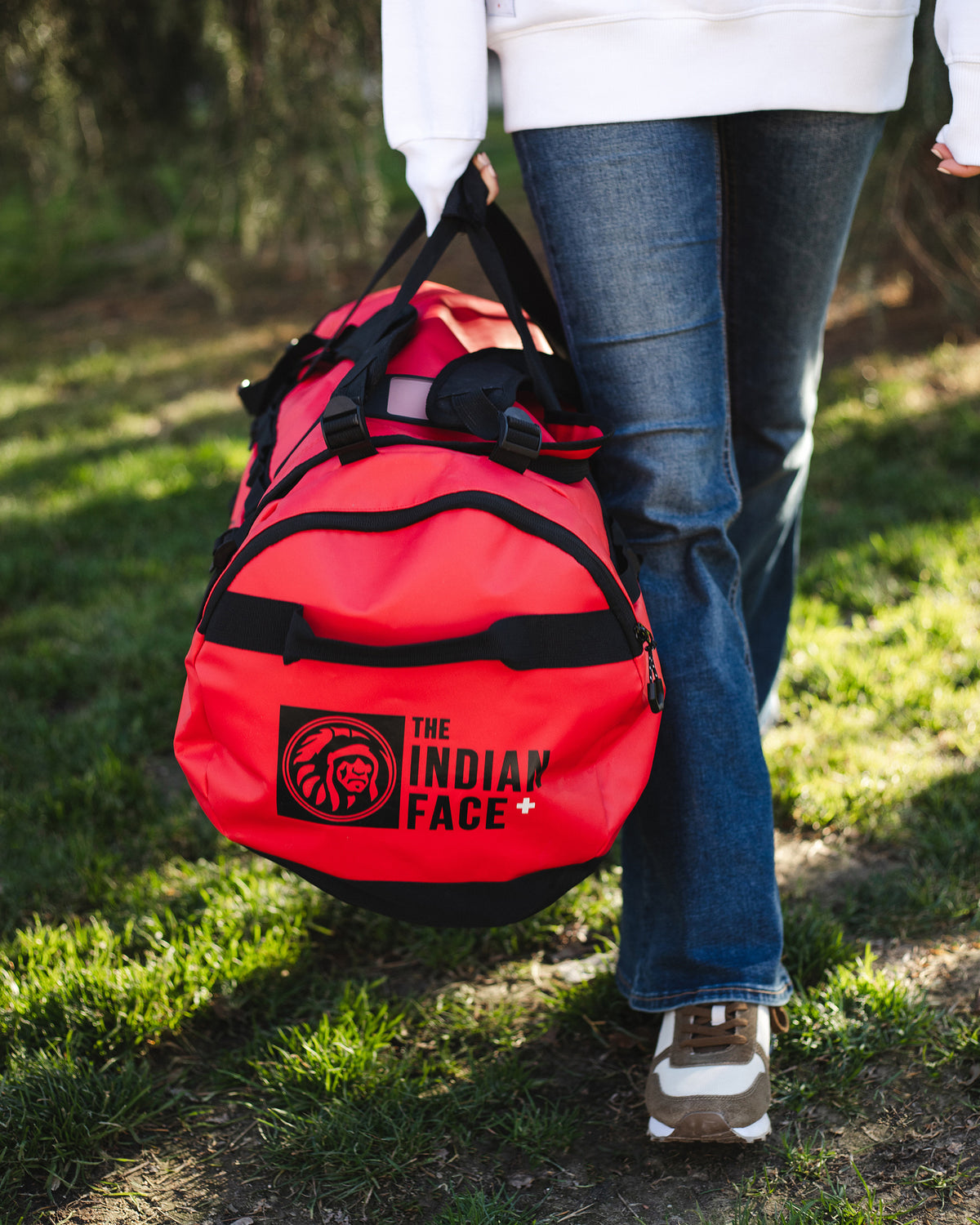 The Indian Face LATITUDE RED